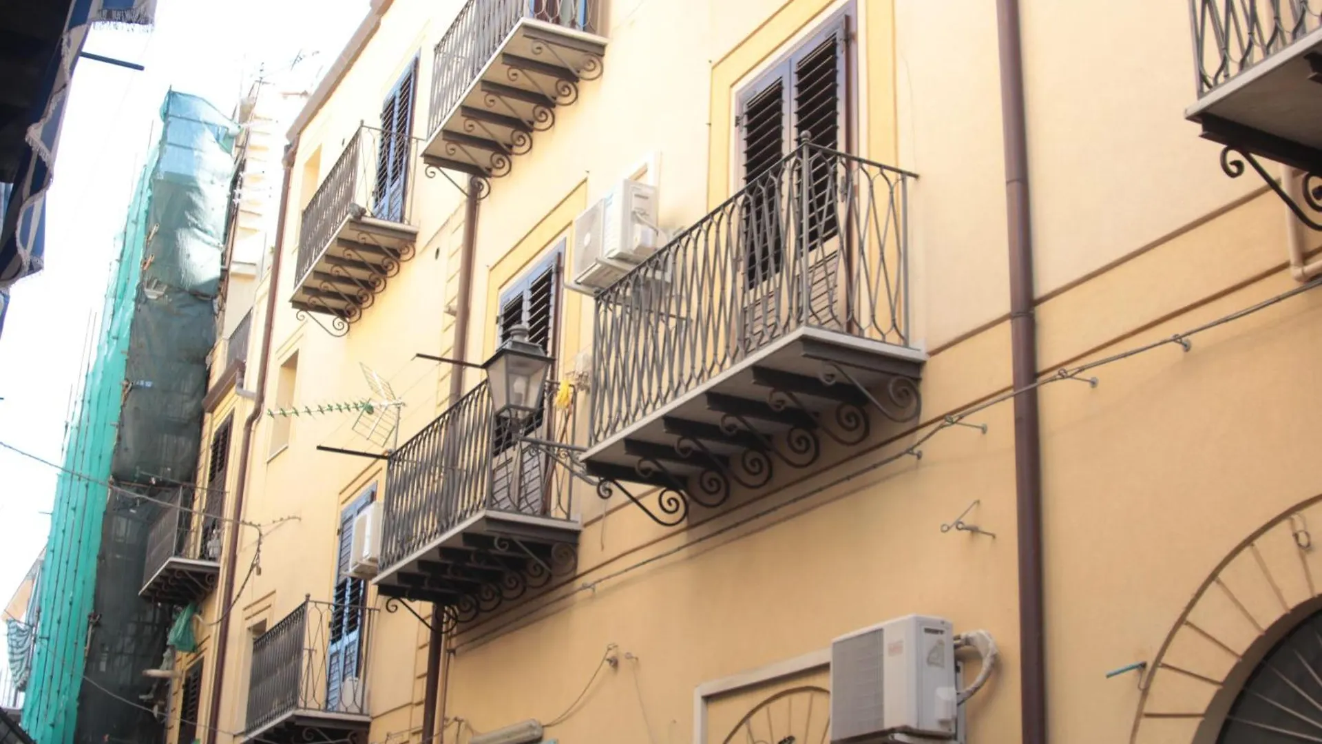 Albergheria House Apartment In The Old Town Palermo 0*,  Italy